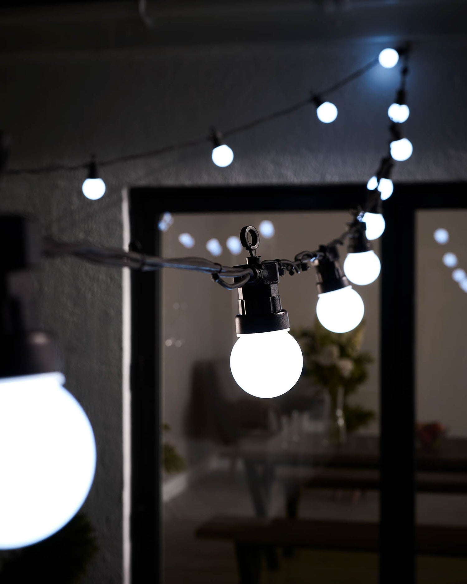 LED Festoon Lights, Black Cable, White