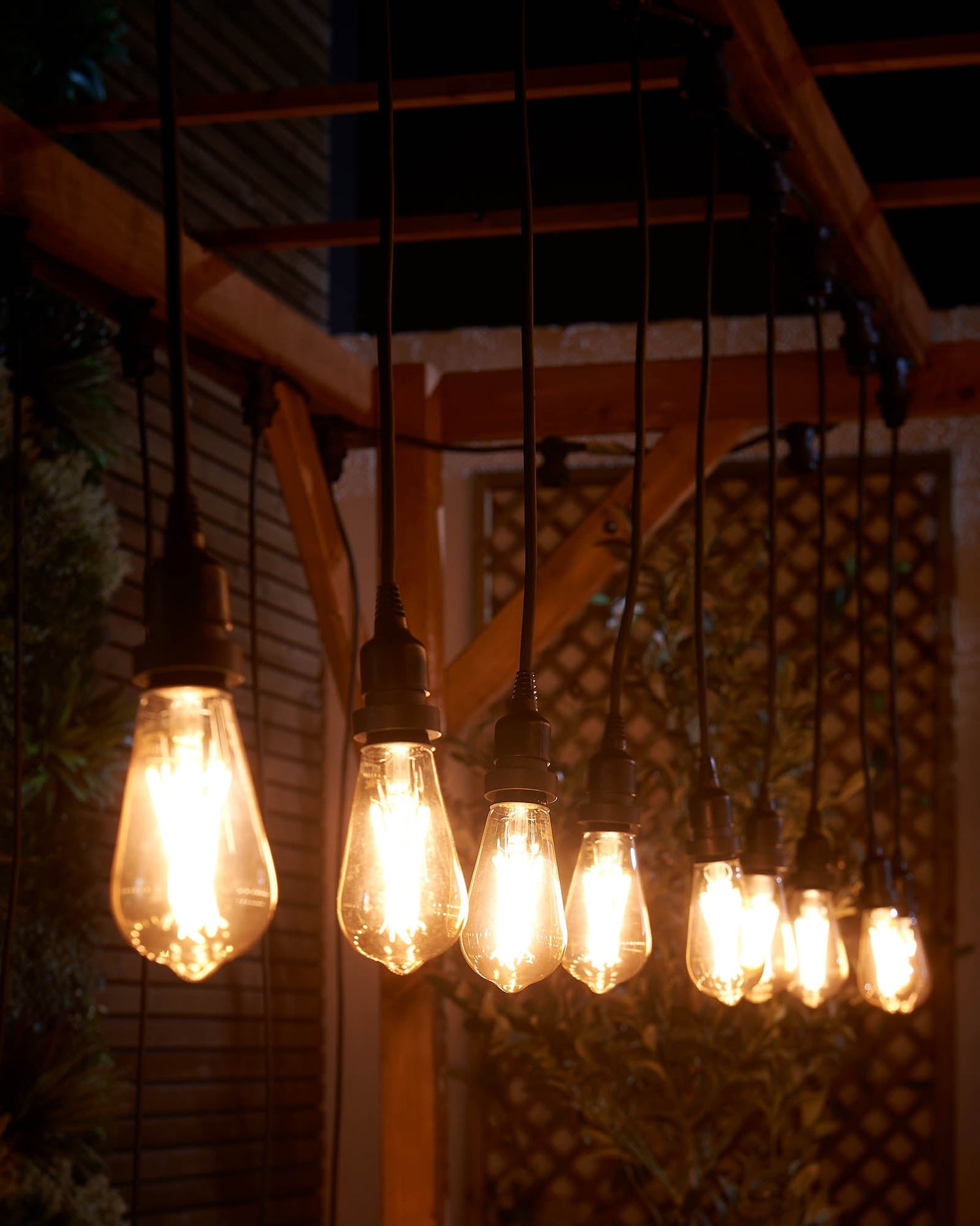 E27 Outdoor Festoon Pendant, Black Cable